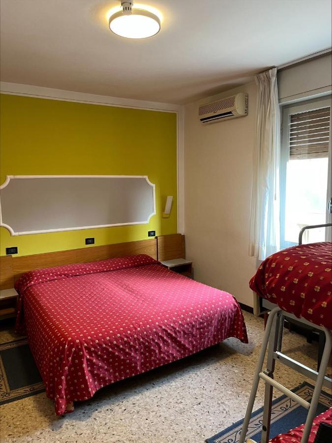 Hotel San Marco Bb Darfo Boario Terme Bagian luar foto
