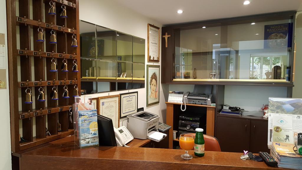 Hotel San Marco Bb Darfo Boario Terme Bagian luar foto