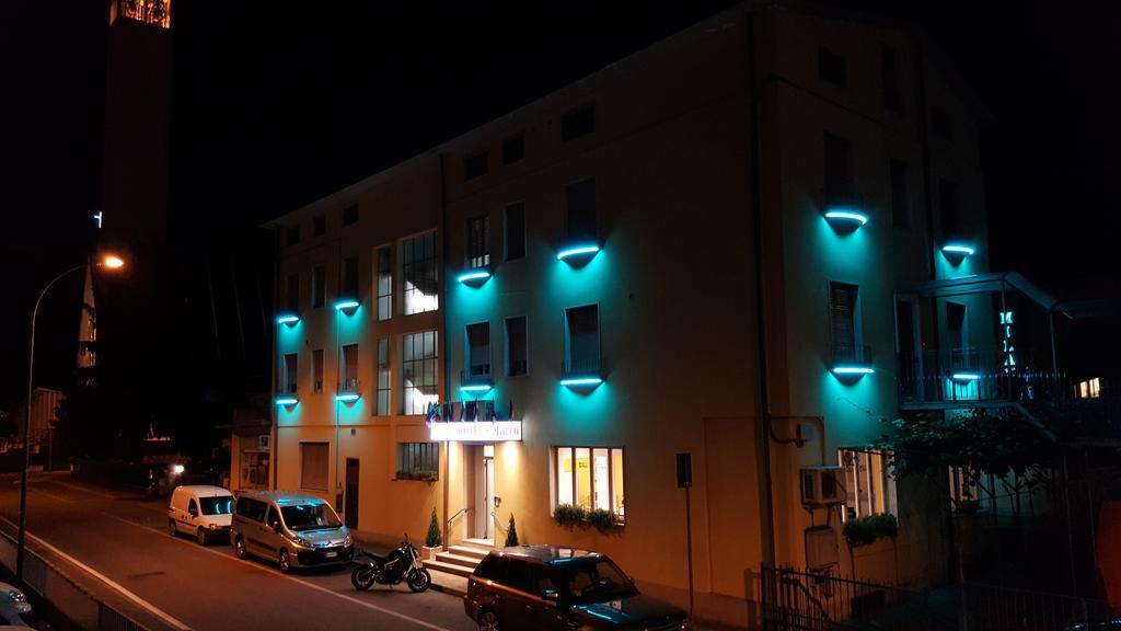 Hotel San Marco Bb Darfo Boario Terme Bagian luar foto