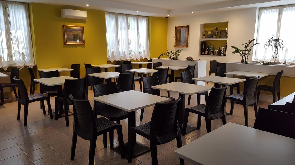 Hotel San Marco Bb Darfo Boario Terme Bagian luar foto